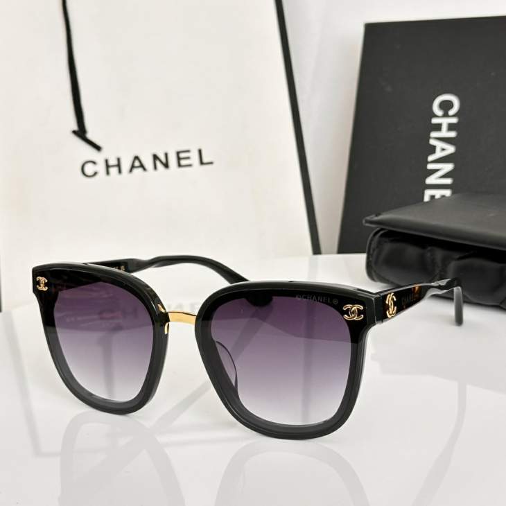 Picture of Chanel Sunglasses _SKUfw79398767fw